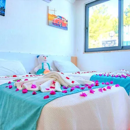 İslamlar 3 Bedroom Secluded With Private Pool Kalkan