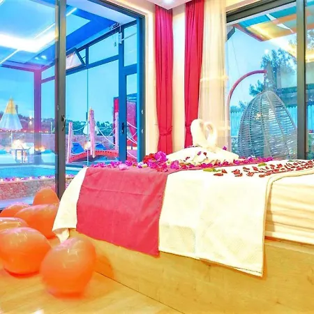 İslamlar 3 Bedroom Secluded With Private Pool ヴィラ カルカン